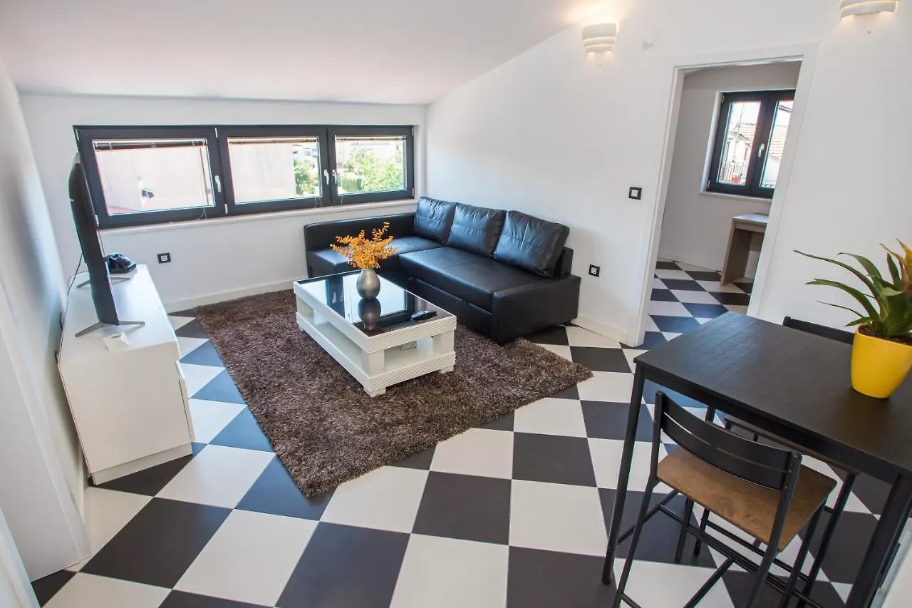 Black & White Apartment Rovinj